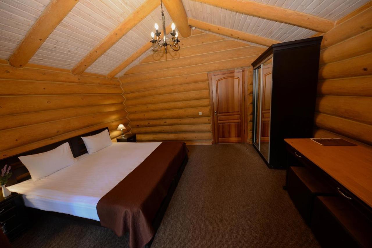 Resort Stariy Prud Pylypovychi Exterior foto